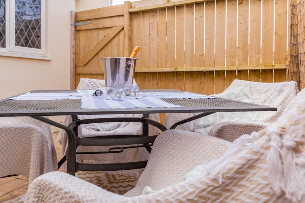 The Hideaway Villa Cleveleys Exterior foto