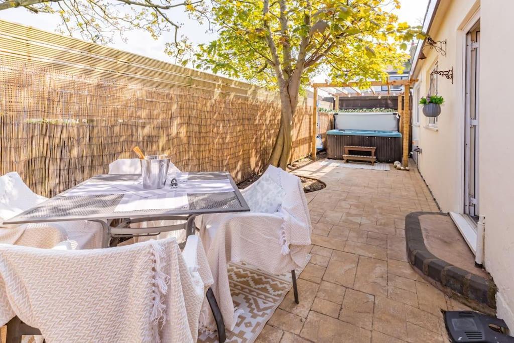 The Hideaway Villa Cleveleys Exterior foto